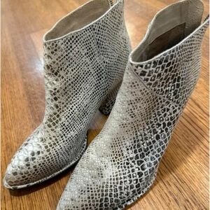 Elegant Snakeskin Pattern Ankle Booties